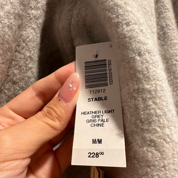 Aritzia bomber Jacket - Picture 3 of 5